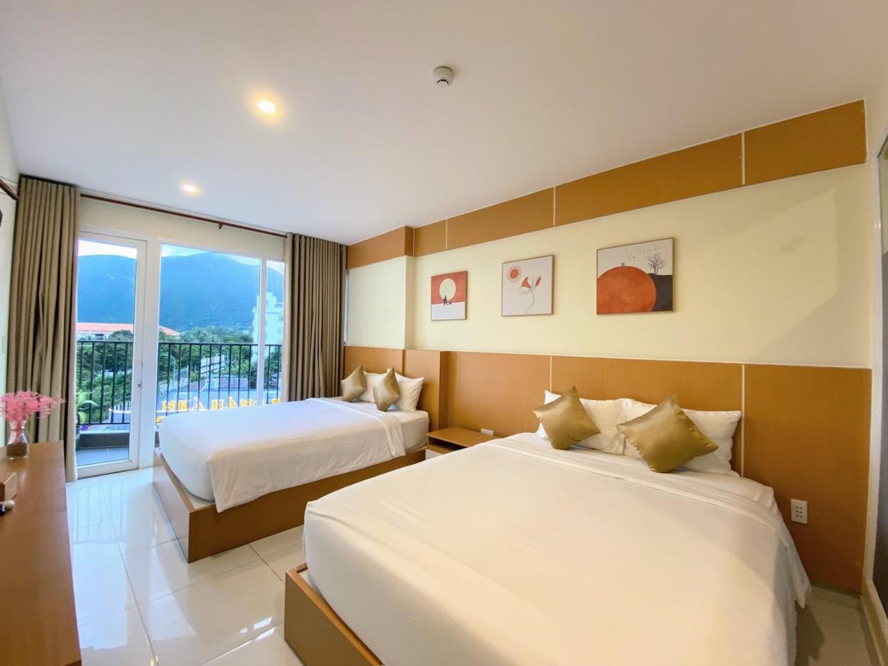 Conson Hotel Chi Khu Co Ong Екстериор снимка