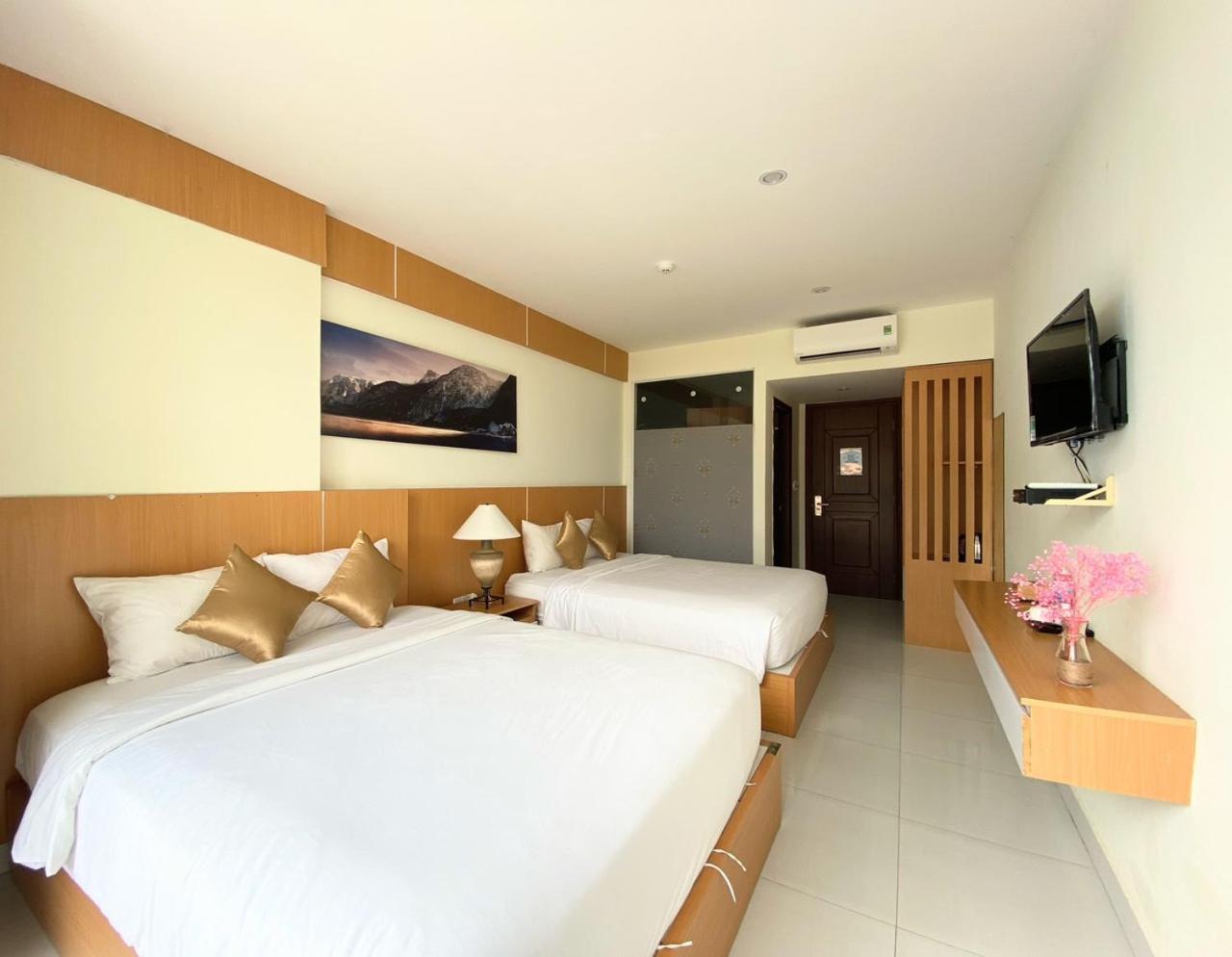 Conson Hotel Chi Khu Co Ong Екстериор снимка