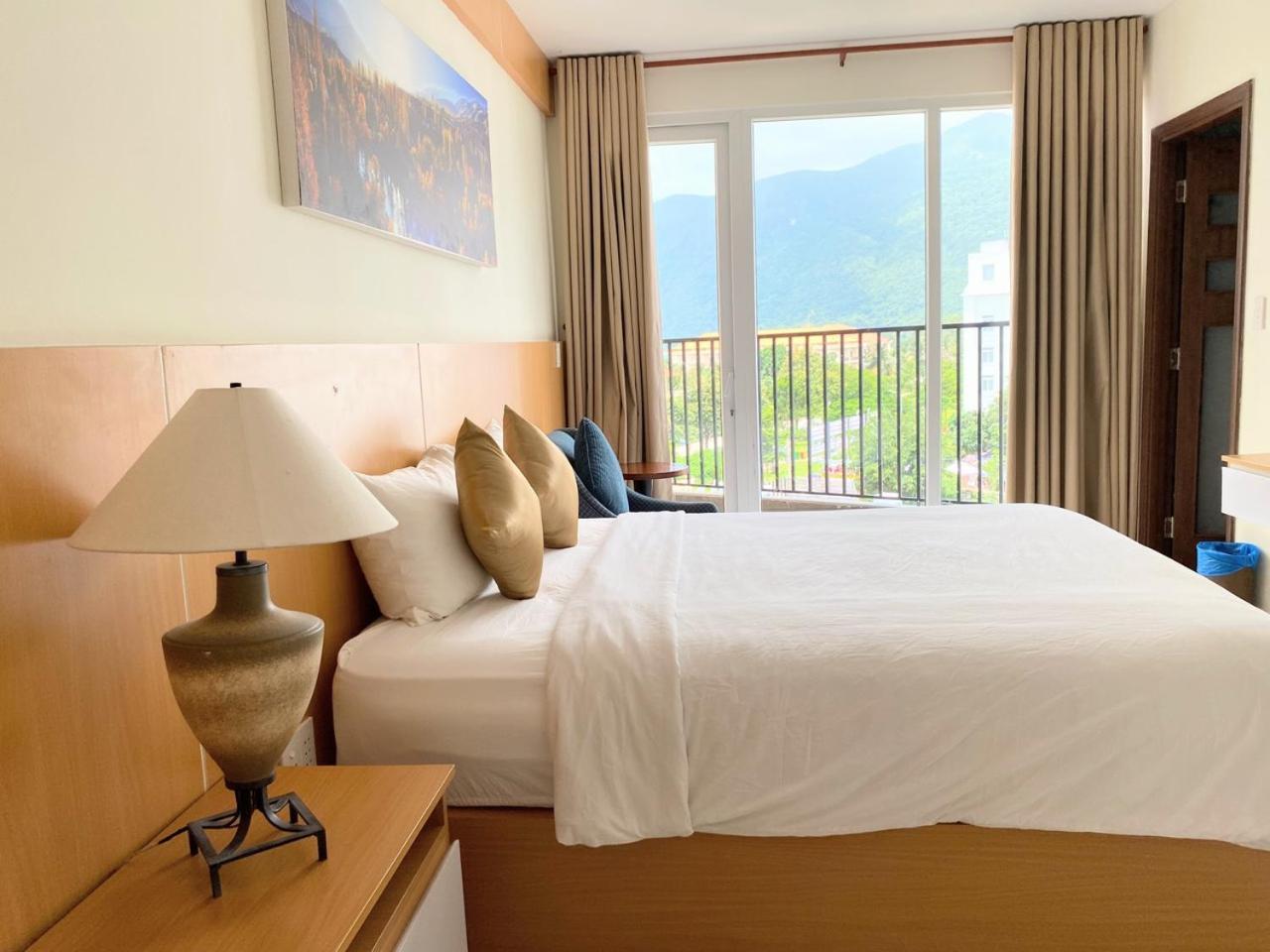 Conson Hotel Chi Khu Co Ong Екстериор снимка