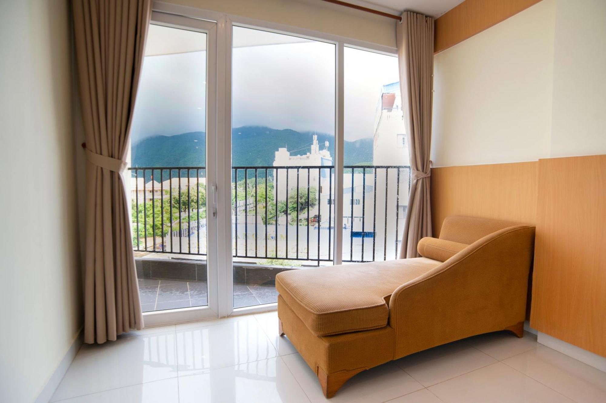 Conson Hotel Chi Khu Co Ong Екстериор снимка