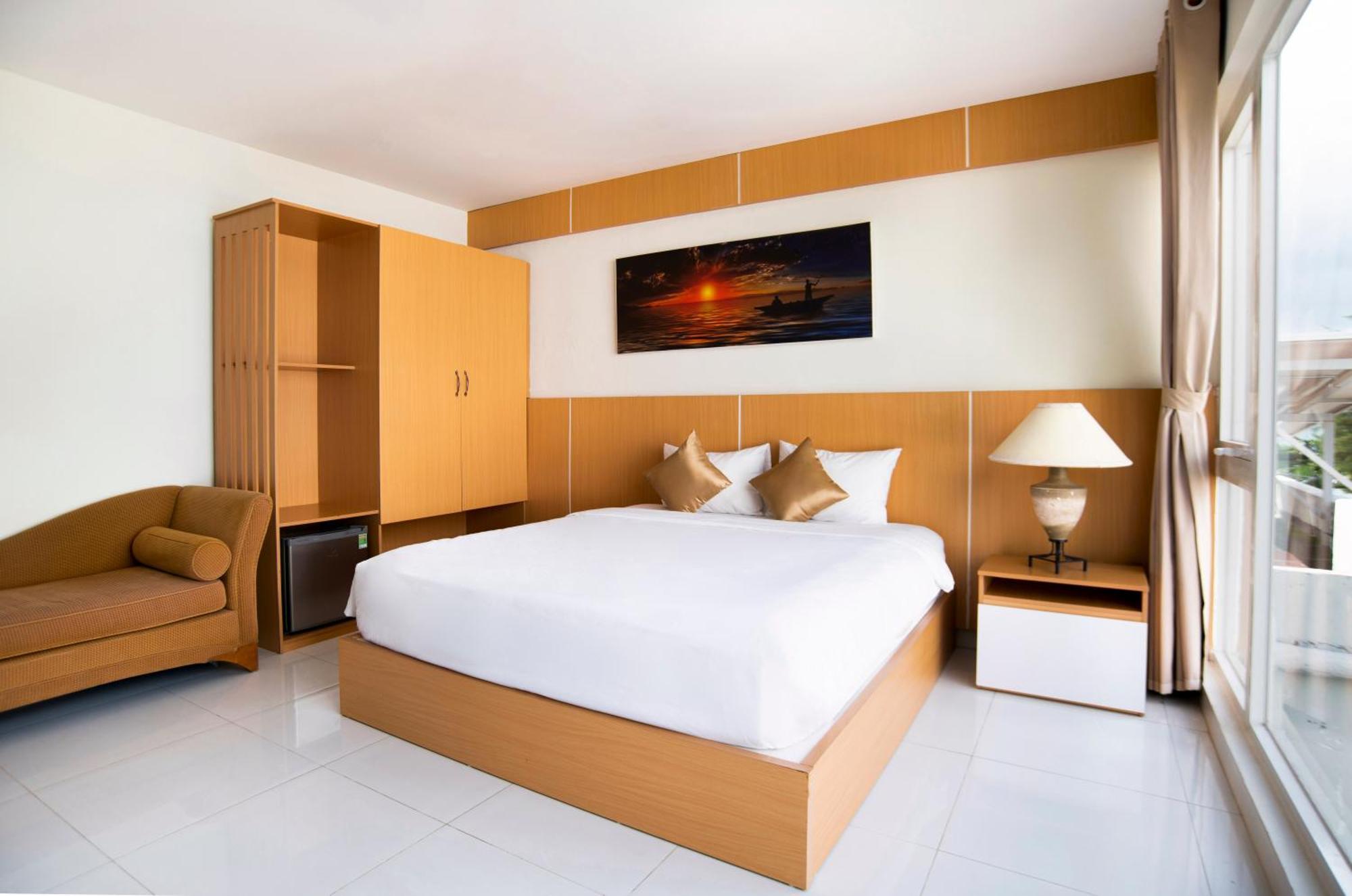 Conson Hotel Chi Khu Co Ong Екстериор снимка