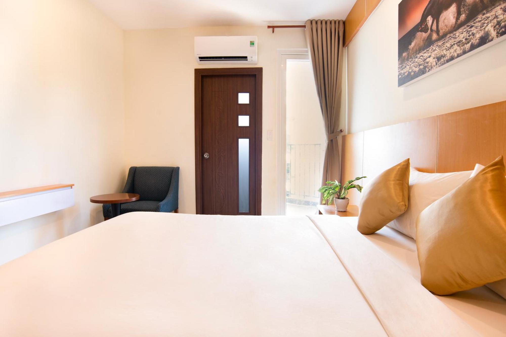 Conson Hotel Chi Khu Co Ong Екстериор снимка